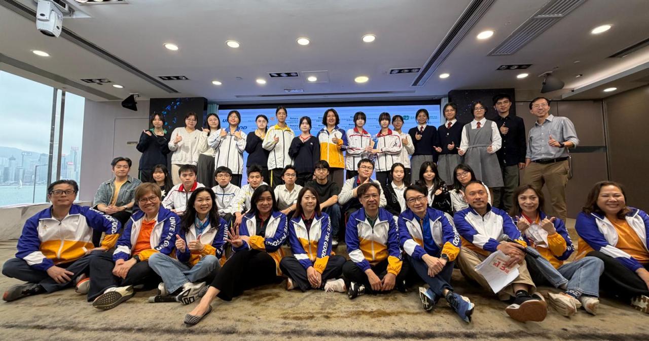 十社社長與四間參與學校的師生合照