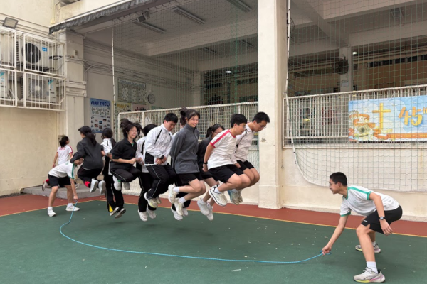 Junior Forms Inter-Class Rope Skipping