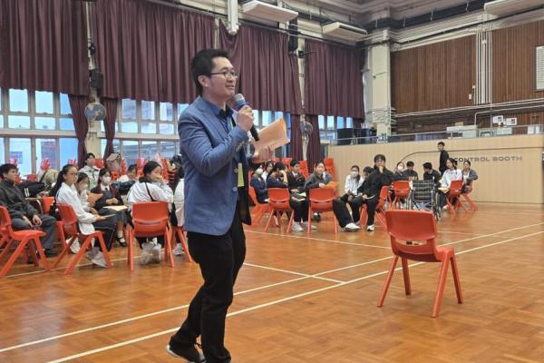 講員點評同學策略，指出背後理念